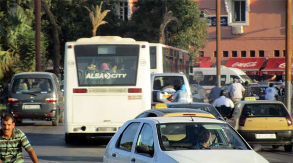 verkehr bus marrakesch