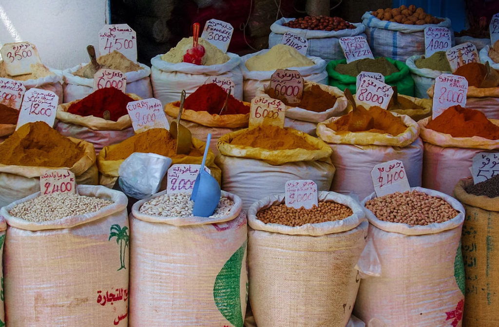 Laden mit Bohnen und Hülsenfrüchte in Marokko